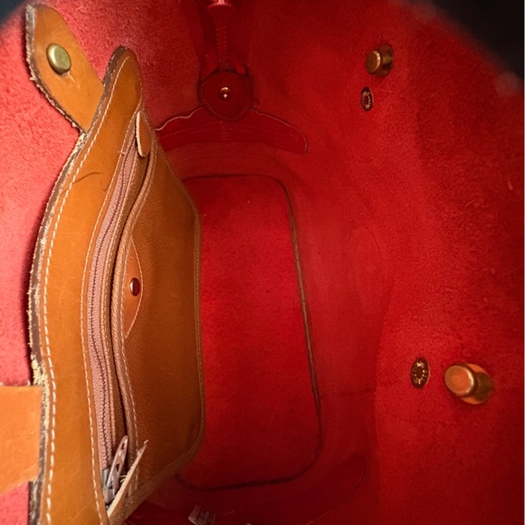 Dooney and Bourke awl Red Leather Norfolk Dome Satchel Bag - Picture 14 of 16